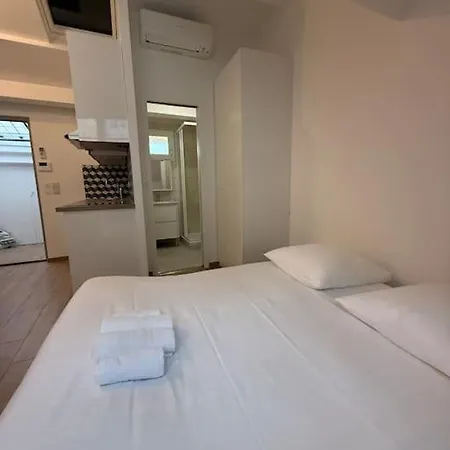 In The 16th Apartment
